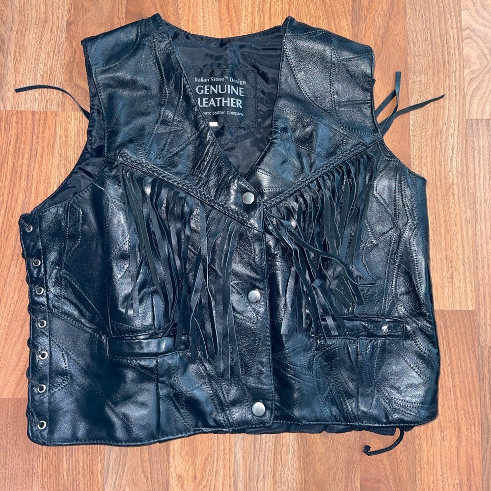Women’s Black Genuine Italian Leather Fringe Motorcycle Vest Size Large